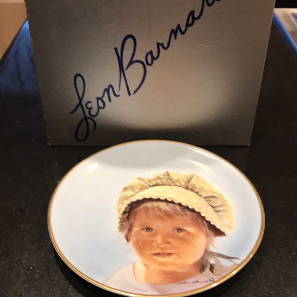 Leon Barnard limited edition decorative plate
